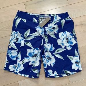 J.crew men swimming blue white floral side pocket shorts